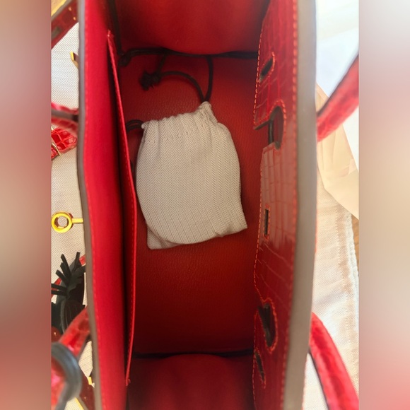 Rouge H Shiny Crocodile Porosus JPG Shoulder Birkin embossed PHW - Picture 7 of 10